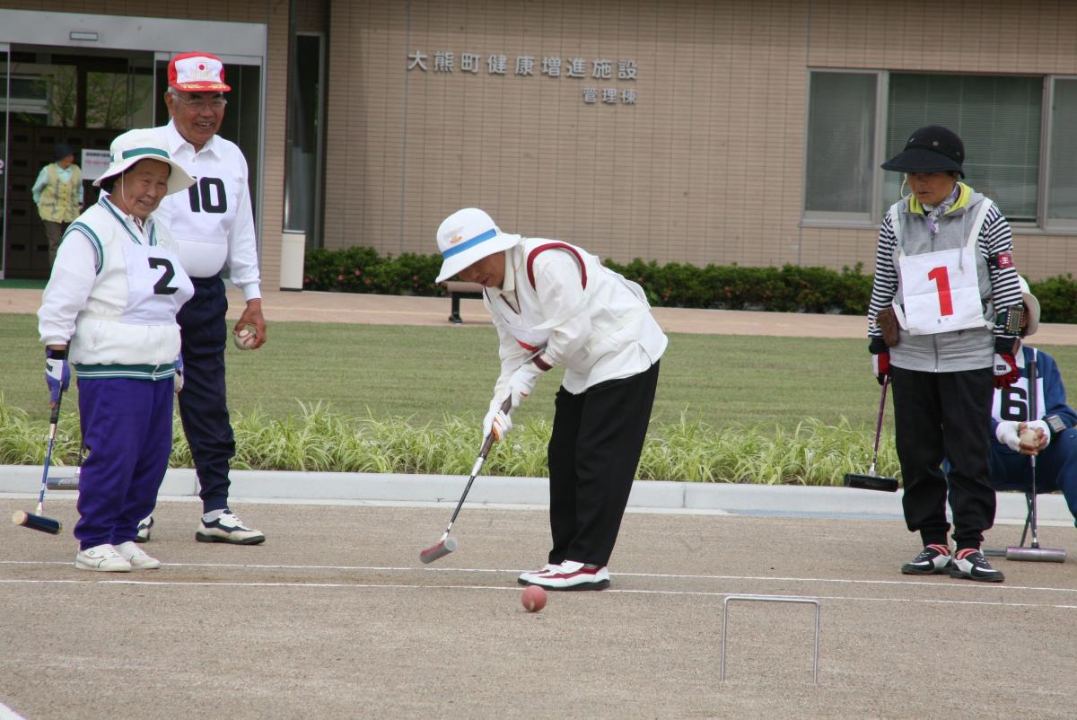 和やかな雰囲気で笑顔がこぼれる選手たち