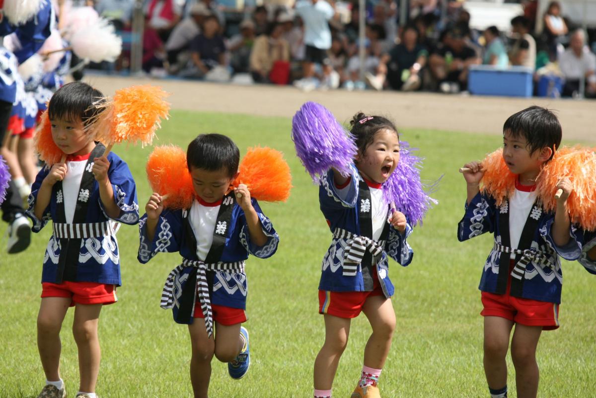 元気いっぱいの明るい笑顔でお遊戯を披露した大野幼稚園児