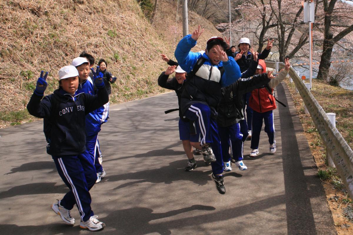 疲れも見せずエネルギッシュな子どもたち