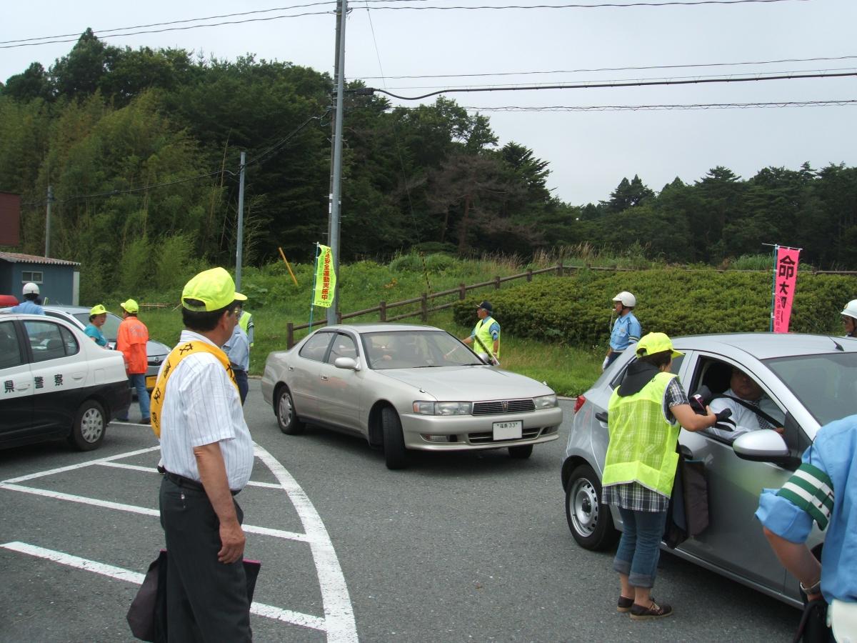 全ての座席のシートベルトとチャイルドシートの正しい着用の徹底を呼び掛けた参加者