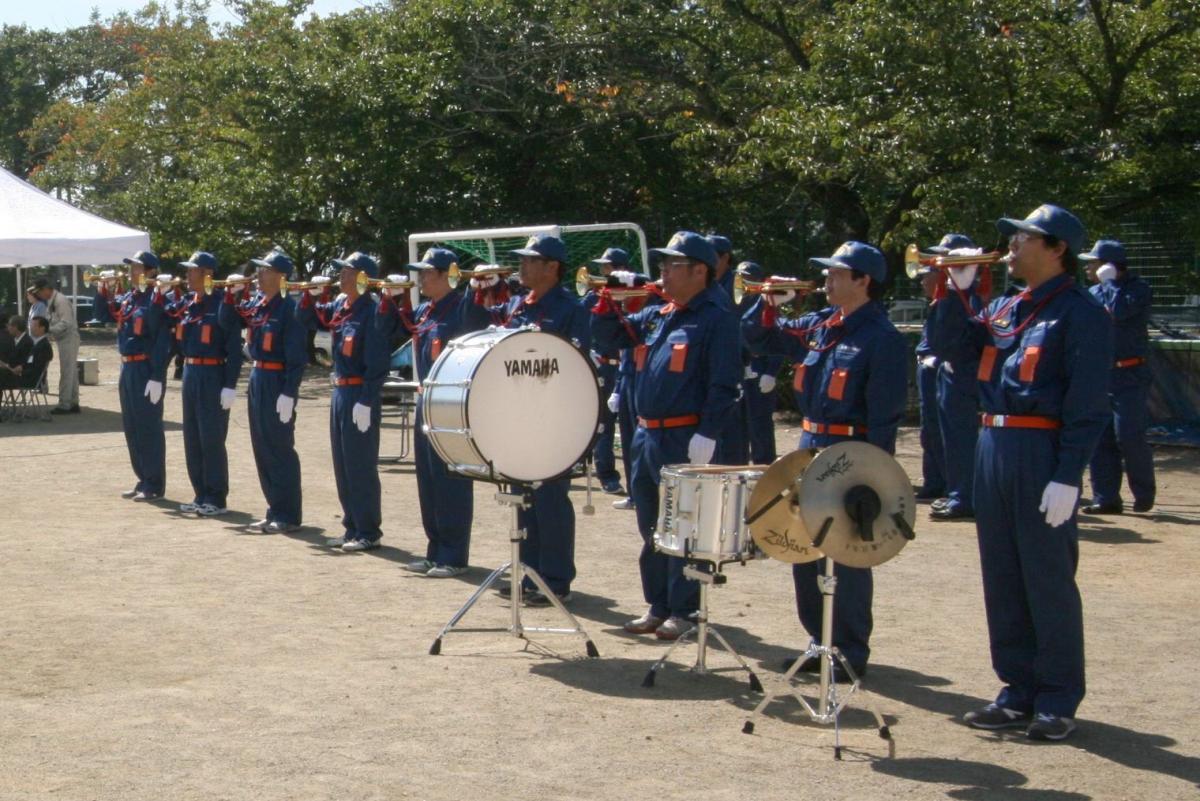 息の合った演奏を披露したラッパ隊の団員