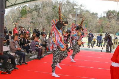 披露された熊川稚児鹿舞