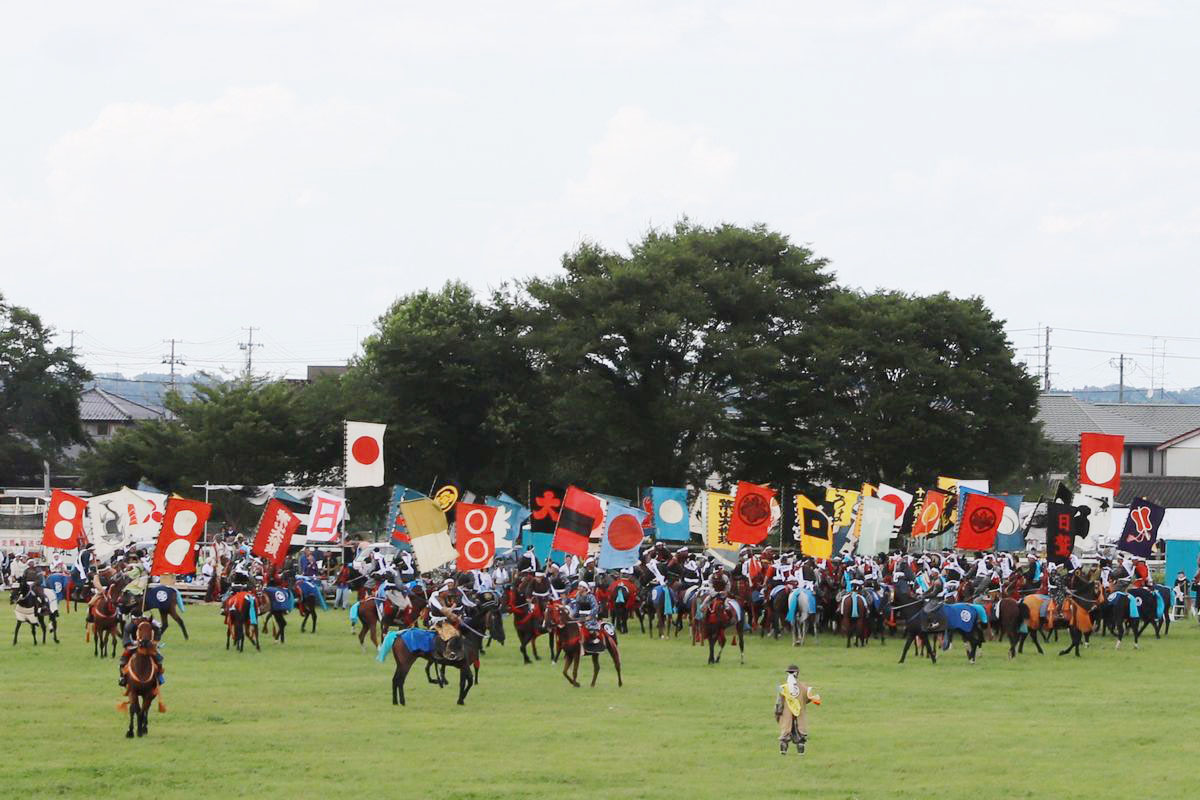 雲雀ヶ原祭場地で行われた神旗争奪戦