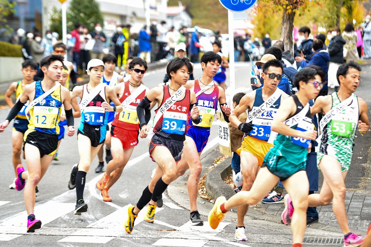 第13区4.8kmを走った渡辺（大）選手は、「3年ぶりに陸上競技に復帰して、走ることができてよかった。来年もがんばりたい」と完走後の思いを話しました。