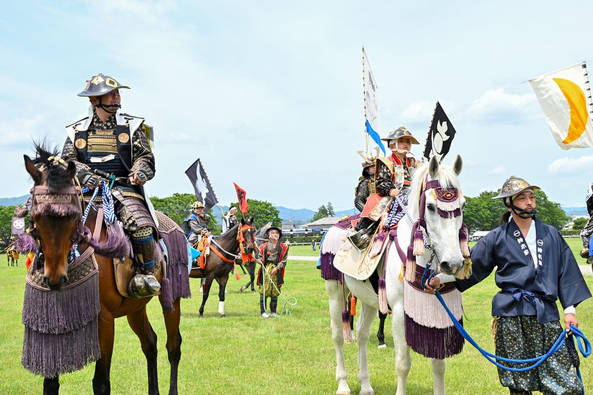 祭場地に到着した鈴木さん親子