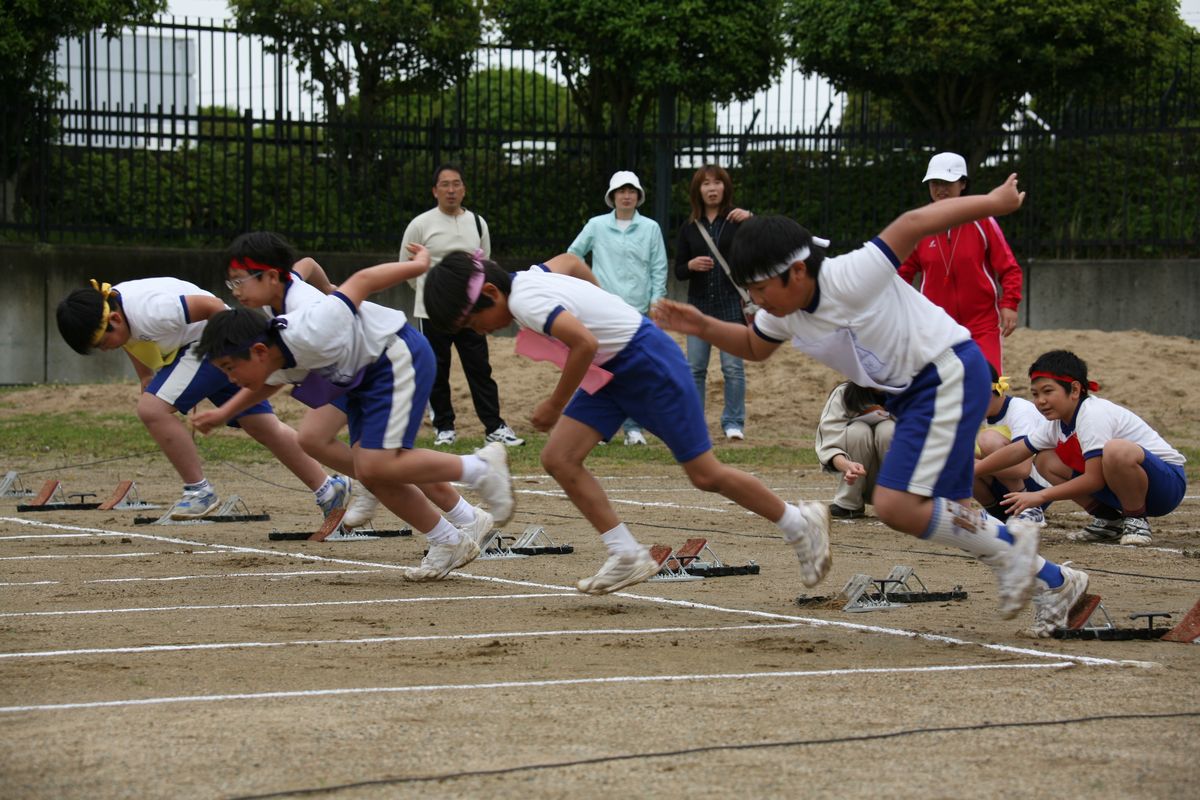 100メートル走男子のスタート！！