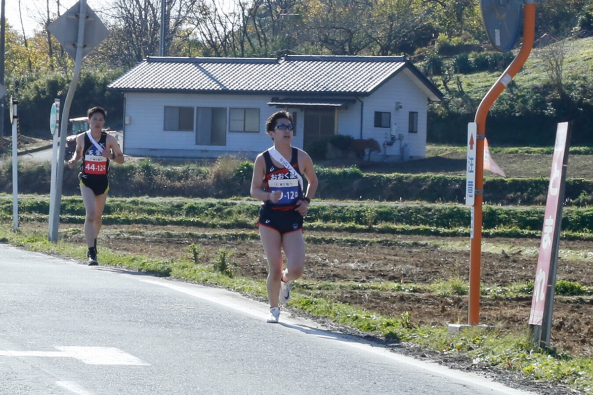 12区を走る吉田選手