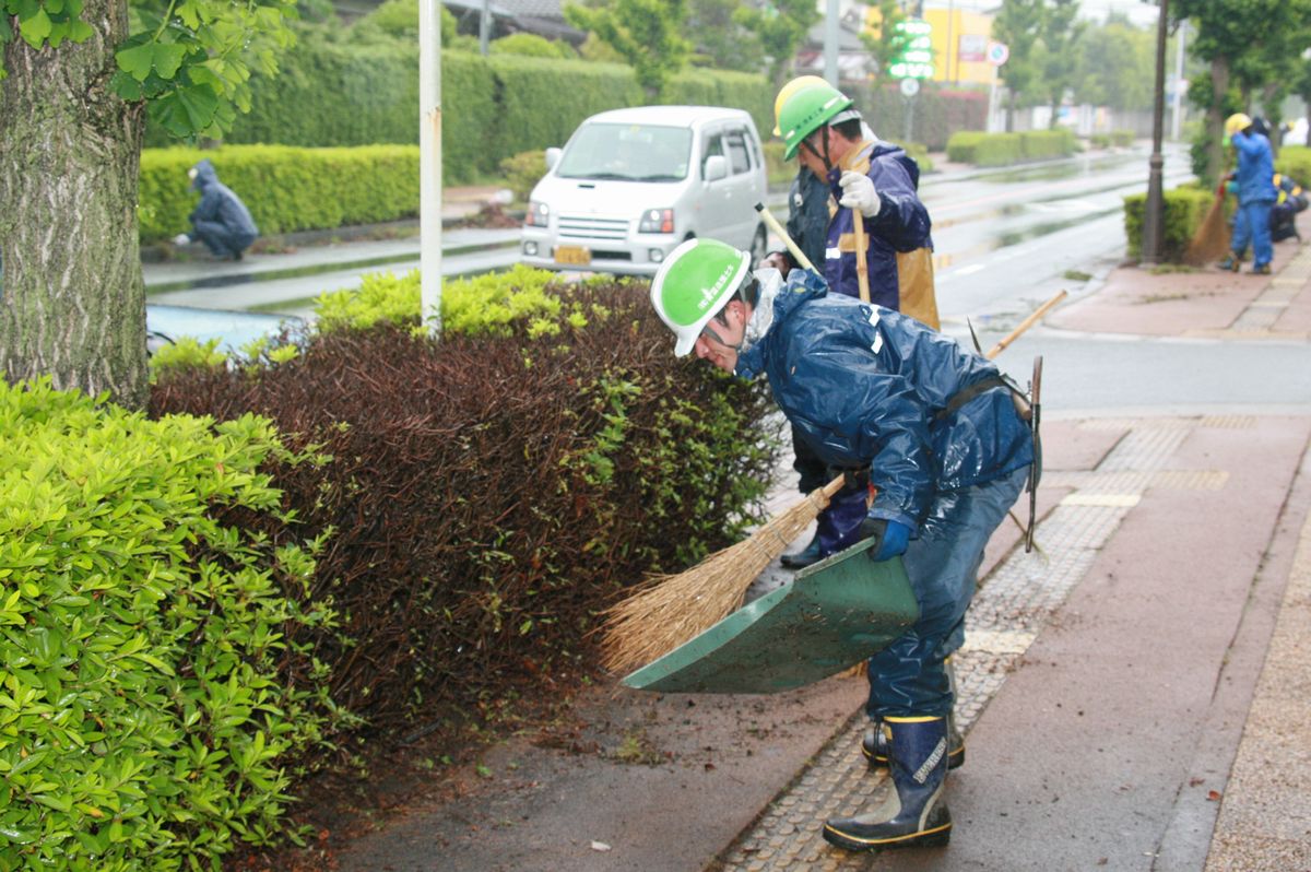 3時間にわたる清掃作業をした参加者